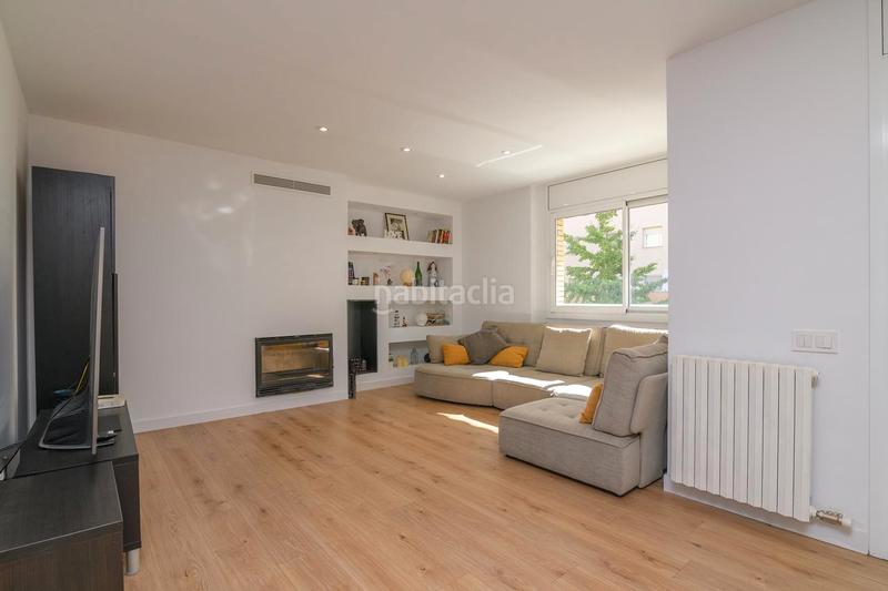 Foto 91110e43-ede4-43e4-93c2-d11f3de758ce. Flat with fireplace heating parking in Font dels Capellans - Sagrada Familia Manresa