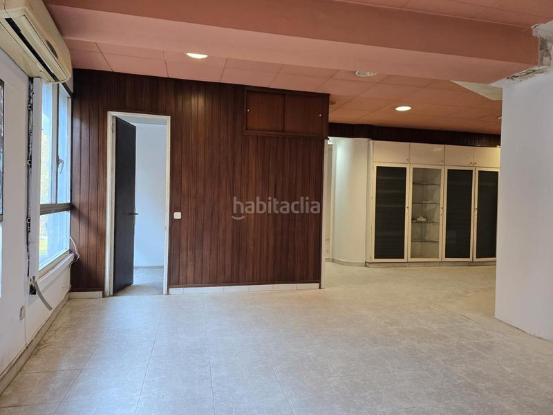 Foto 7cd0bb35-670f-4fe9-a03d-029a34c9b31c. Office space in Centre - Passeig i Rodalies Manresa