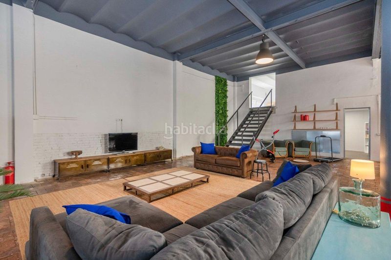 Foto 3cbb7d2c-e525-49ee-9a73-63f49fe60b15. Loft amb calefacció a Plaça Catalunya Manresa