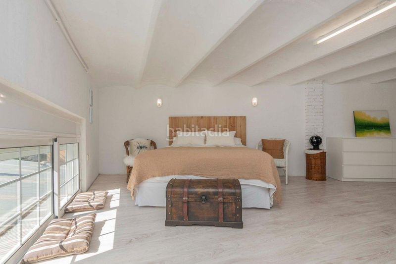 Foto bba7b671-fe23-4a66-a4fe-0946e5eb35dc. Loft amb calefacció a Plaça Catalunya Manresa