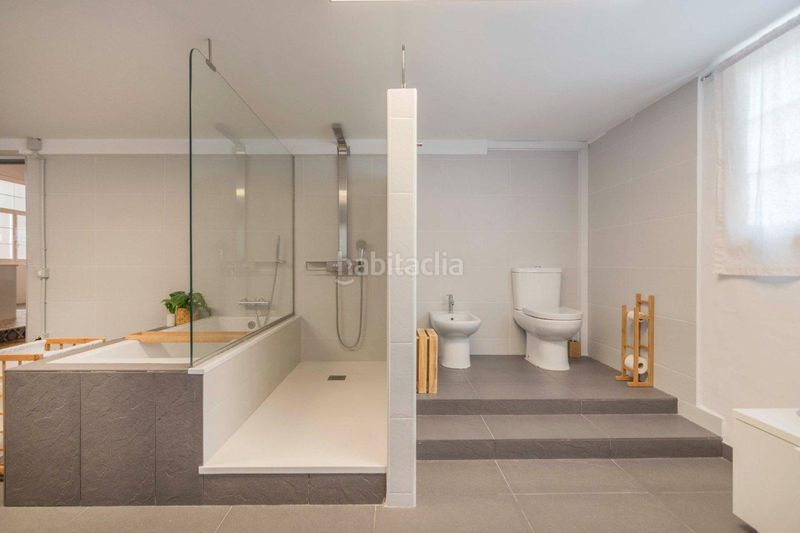 Foto e5338e9d-f67e-41b1-afe5-e0ee158951be. Loft amb calefacció a Plaça Catalunya Manresa