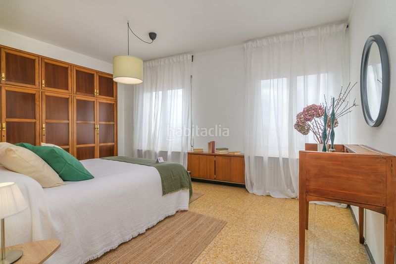 Foto 1400f842-15a2-460e-a221-0e79f991b366. Dachwohnung mit heizung in Poble Nou Manresa