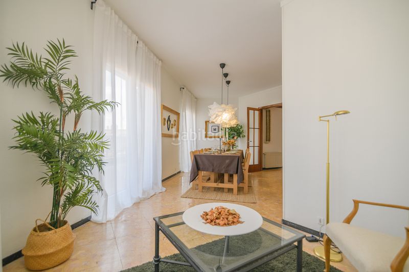 Foto 16c19b66-b888-4b34-b201-151c021d3579. Dachwohnung mit heizung in Poble Nou Manresa