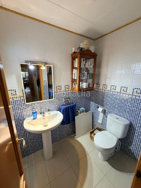 Foto 0607a903-74d4-4b00-a560-7bd296386087. Casa aparellada amb calefacció aparcament a Malgrat de Mar