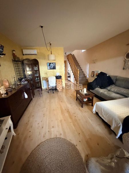 Foto 81543587-e3eb-4ca7-ac2b-b59997320d85. Casa aparellada amb calefacció aparcament a Malgrat de Mar