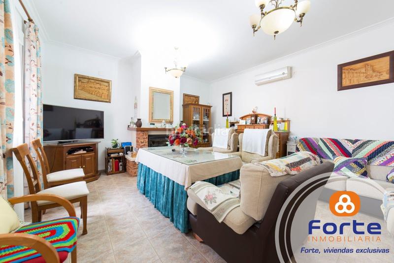 Foto ef54221b-c808-48f9-9f37-7b4b494cd924. Haus mit heizung parking pool in Villarrubia Córdoba