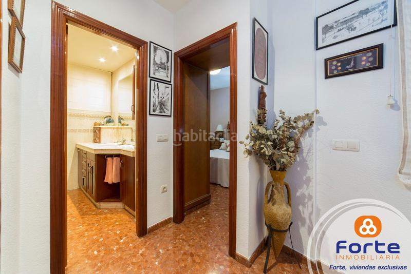 Foto 15c5f8e2-3380-47cc-a0f9-d3c6aa4ee8ca. Dúplex estupenda casa duplex para entrar avivir junto al vial norte en Córdoba
