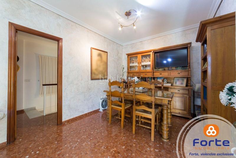 Foto 58046a99-86af-4945-b7e0-a5457d6c1684. Dúplex estupenda casa duplex para entrar avivir junto al vial norte en Córdoba