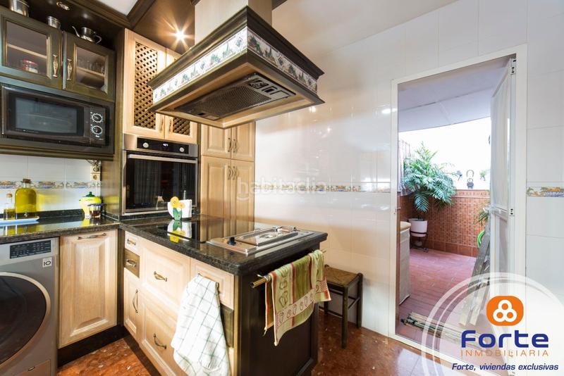 Foto 84c9967f-2dd7-4b84-8301-fdb64ae7ef45. Dúplex estupenda casa duplex para entrar avivir junto al vial norte en Córdoba