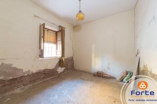 Casa a Campo de la Verdad - Miraflores. Casa para reformar a su gusto situado en la zona del campo de la
