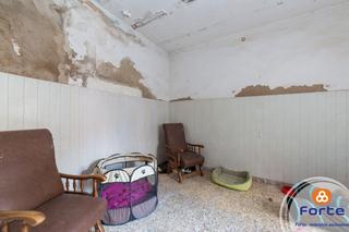 Casa a El Brillante -El Naranjo - El Tablero. Casa a reformar en el barrio naranjo