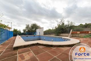 Xalet a Almodóvar del Río. Chalet en charco roto alto