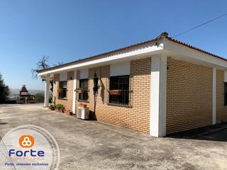 Xalet a Alcolea. Precioso chalet independiente en urbanización el sol