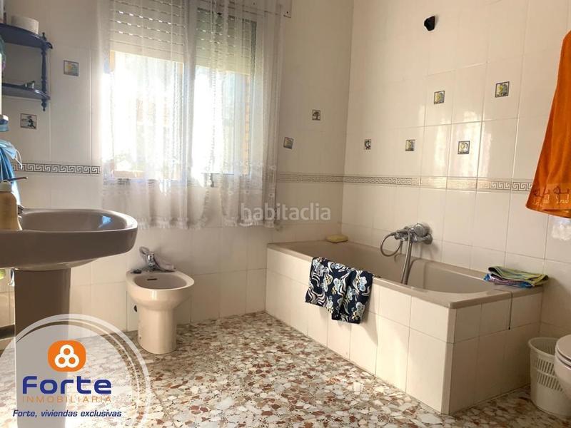 Foto 573b8920-b754-4728-853a-b1a3566578fb. Xalet amb calefacció aparcament piscina a Alcolea Córdoba