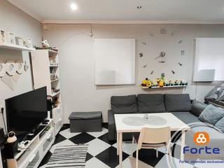 Haus in Campo de la Verdad - Miraflores. Se vende casa en campo la verdad zona media