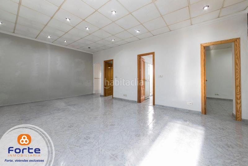 Foto b0daae68-1779-47b9-9ccd-e6308ca0944a. Reihenhaus in Campo de la Verdad - Miraflores Córdoba