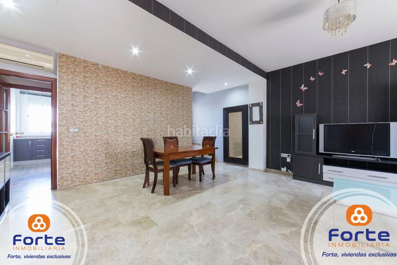 Foto 97391846-c7ff-4d7f-aace-af0958f0e49c. Casa adossada amb calefacció piscina a Guadalcázar