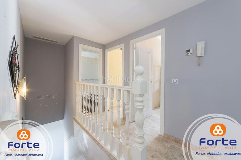 Foto cbd3e3cd-b02c-4678-a246-a3ebdedd8415. Casa adossada amb calefacció piscina a Guadalcázar