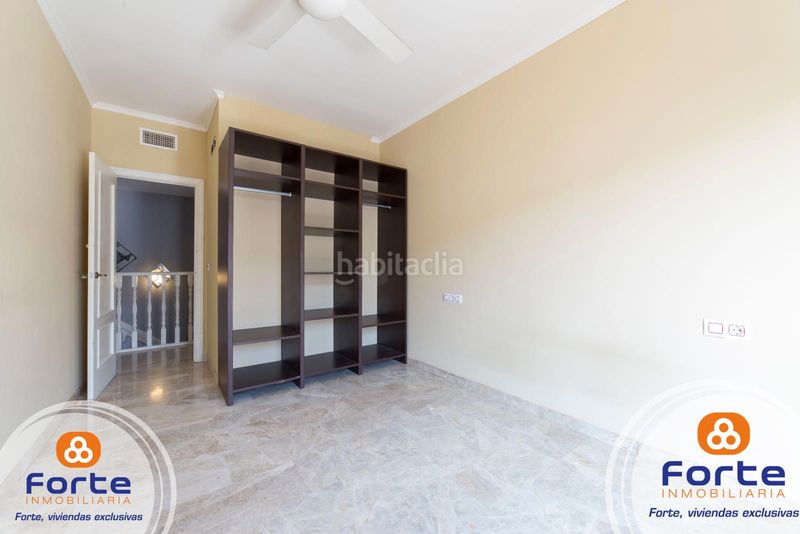 Foto dc2c87ea-b9cc-4d1f-a28a-c39c65011035. Casa adossada amb calefacció piscina a Guadalcázar