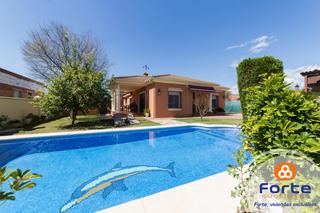 Xalet a El Higuerón. Magnifica  casa para entrar a vivir  con piscina ,barbacoa en zo