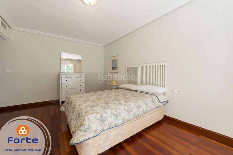 Foto 2c7fa1d2-face-4b64-99cc-8c5e4cbc9436. Location appartement avec chauffage dans Ciudad Jardín - Zoco Córdoba
