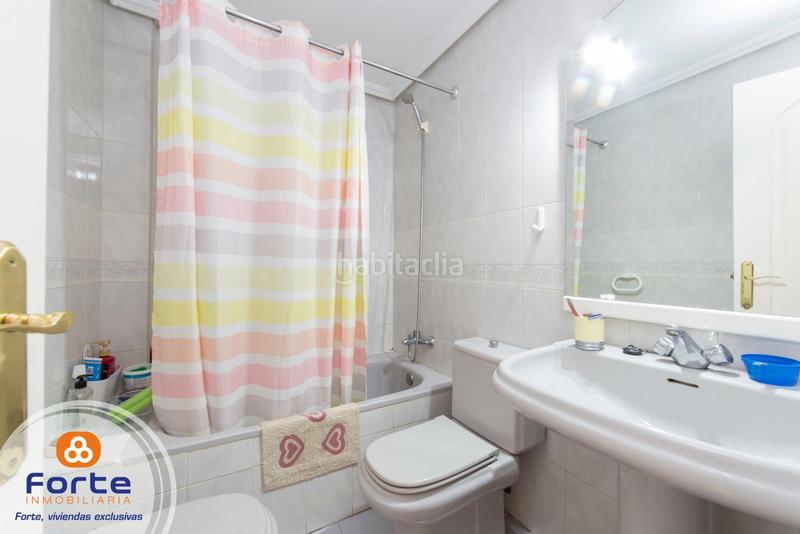 Foto 1d707254-6f18-499c-88df-f97478089f96. Affitto casa a schiera con riscaldamento parcheggio in Córdoba