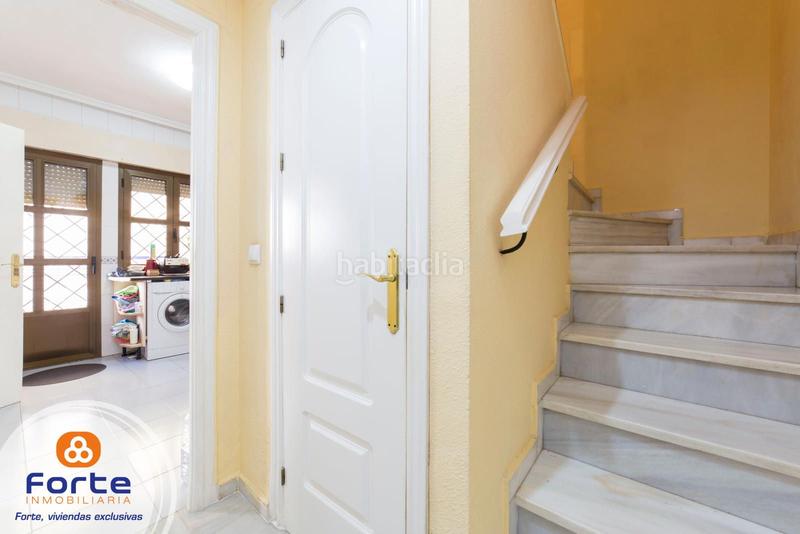 Foto b94947f4-ef92-460b-9bac-460fc2439d74. Rent semi detached house with heating parking in Poniente-Norte - Miralbaida - Parque Azahara Córdoba