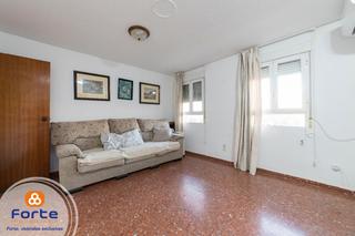 Pis a Ciudad Jardín - Zoco. Piso bien conservado en ciudad jardin