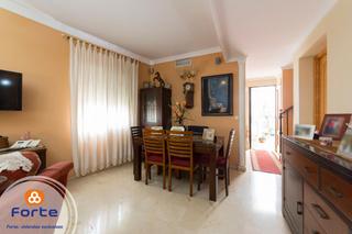 Casa a Posadas. Bonita casa unifamiliar en pleno centro de posadas