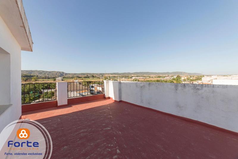 Foto be6ef6bd-b6ab-4314-9dd4-159518d6103b. Chalet mit parking in Villarrubia Córdoba