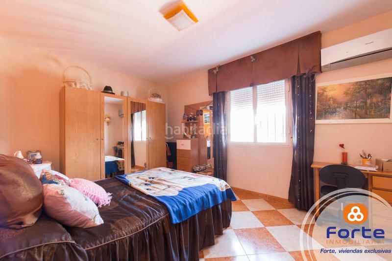 Foto 34ca0d57-e8d8-4e8d-8d07-6d049afdeeb2. Xalet amb calefacció aparcament piscina a Almodóvar del Río