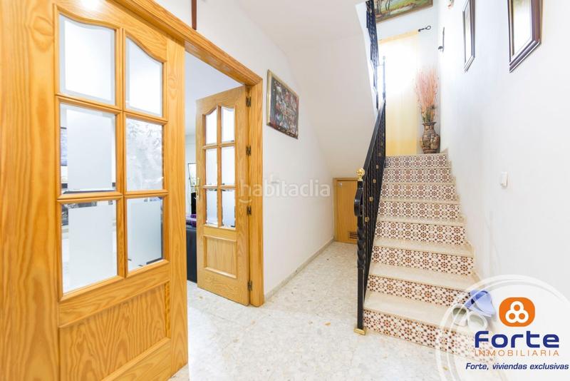 Foto a1dcd4d0-2830-45a3-a201-cd0aee4400c8. Xalet amb calefacció aparcament piscina a Almodóvar del Río