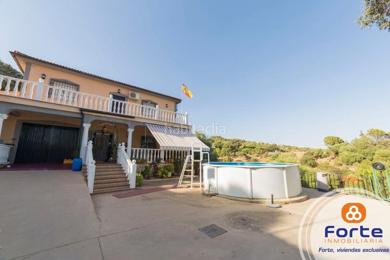 Foto abe22067-3dfa-408b-99ef-6fd8a64ec1bd. Xalet amb calefacció aparcament piscina a Almodóvar del Río