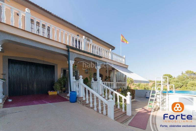 Foto c0d81ebe-077a-4b38-8bb8-8d57162bf747. Xalet amb calefacció aparcament piscina a Almodóvar del Río