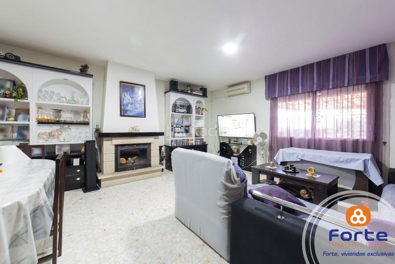 Foto c173ca54-3bc8-4f2e-8f81-c4dd1c1a44f9. Xalet amb calefacció aparcament piscina a Almodóvar del Río