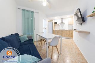 Piso en Huerta de la Reina - Trassierra. Piso reformado en huerta la reina