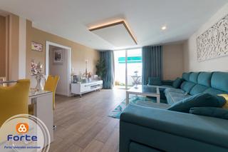 Piso en Sector Sur. Piso con ascensor y terraza en plaza andalucia