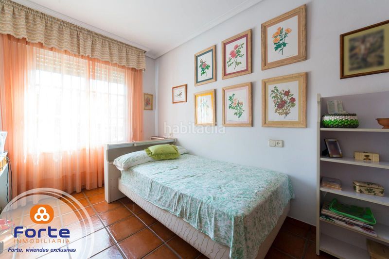 Foto 46eee6e5-1952-4e77-a624-b9e073c428b4. Casa amb calefacció aparcament a Huerta de la Reina - Trassierra Córdoba