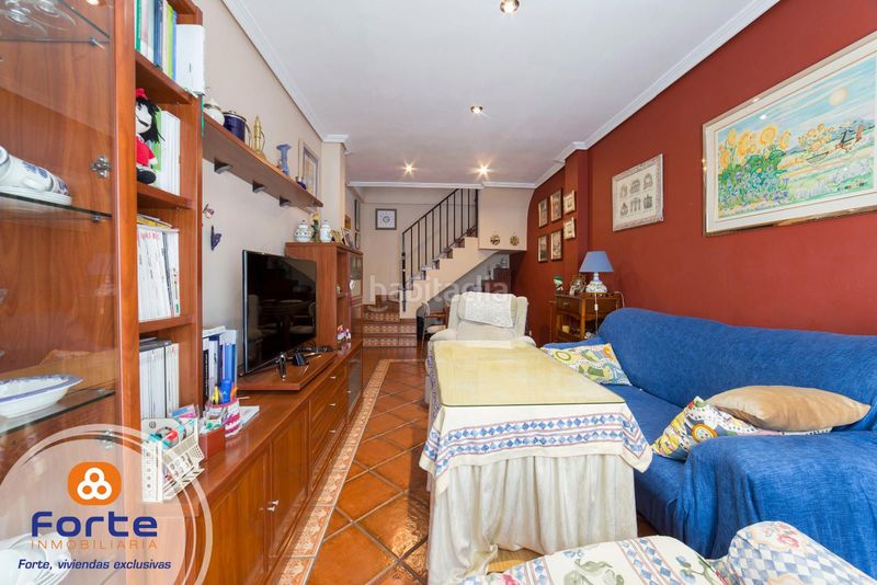 Foto 9e5b984a-2a4c-4d45-9818-95e7107d1e98. Casa amb calefacció aparcament a Huerta de la Reina - Trassierra Córdoba