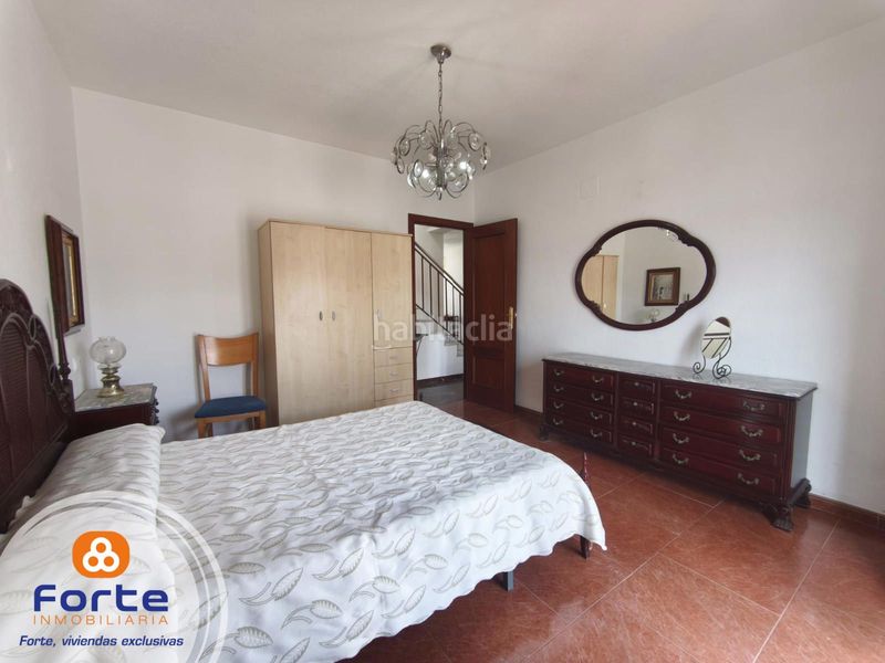 Foto 1919a11a-b0fb-4615-97cf-ff6e6296c60b. Casa amb calefacció a Almodóvar del Río