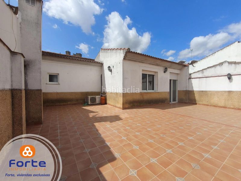 Foto 69ea36ca-e82f-4049-8599-967800cfbf88. Casa amb calefacció a Almodóvar del Río