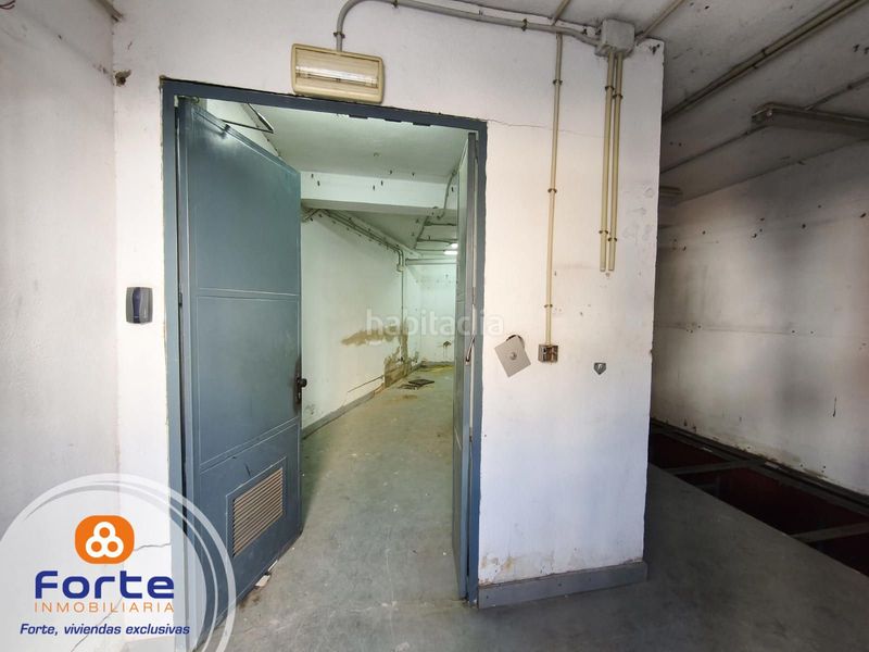 Foto a04bfe16-70bf-4ba0-8821-72c6b185d33f. Local comercial a Sector Sur Córdoba