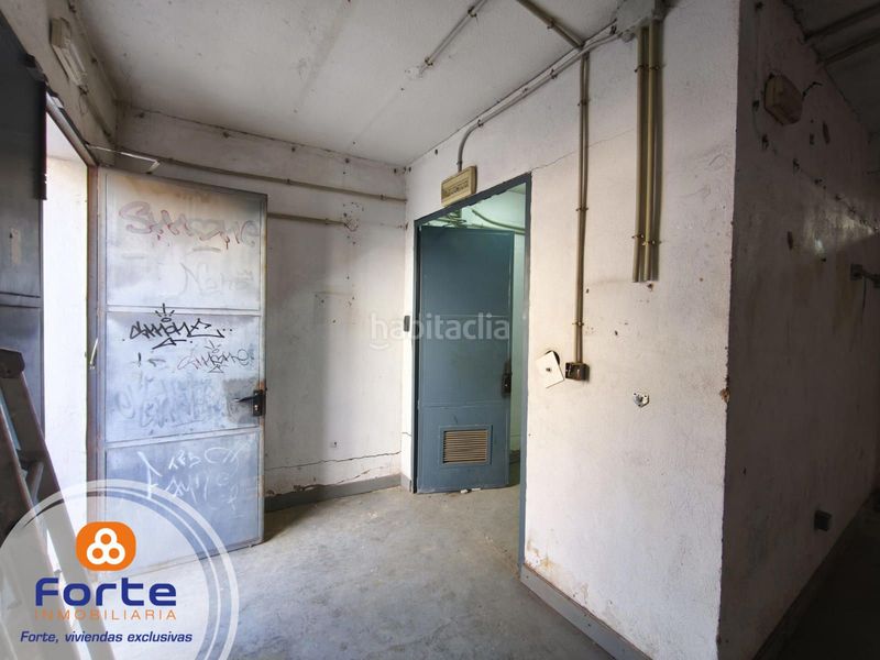 Foto f2f0fc0f-7478-40e9-ac09-a165df129578. Local comercial a Sector Sur Córdoba