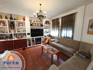 Haus in Campo de la Verdad - Miraflores. Se vende casa en campo de la verdad