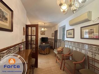 Casa in Campo de la Verdad - Miraflores. Se vende casa en campo de la verdad