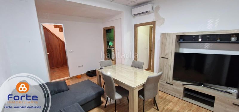Foto 84fa5196-d271-4e4e-b9dd-e27e32672bd5. Casa amb calefacció a Campo de la Verdad - Miraflores Córdoba