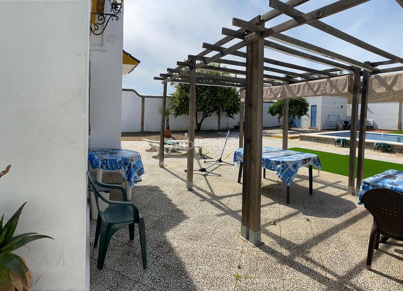 Foto 045de4e2-b95d-45f9-91bf-764d3efbf4d5. Xalet amb xemeneia piscina a Oromana Alcalá de Guadaira