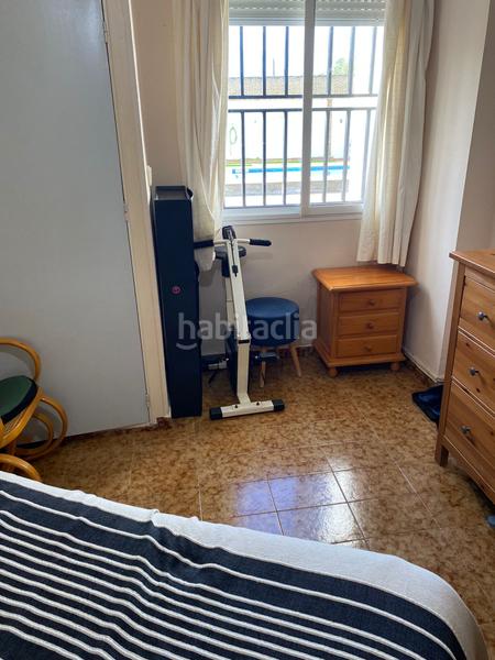 Foto 1e56c5fb-8bff-4a29-8ae6-ff379d35e179. Xalet amb xemeneia piscina a Oromana Alcalá de Guadaira