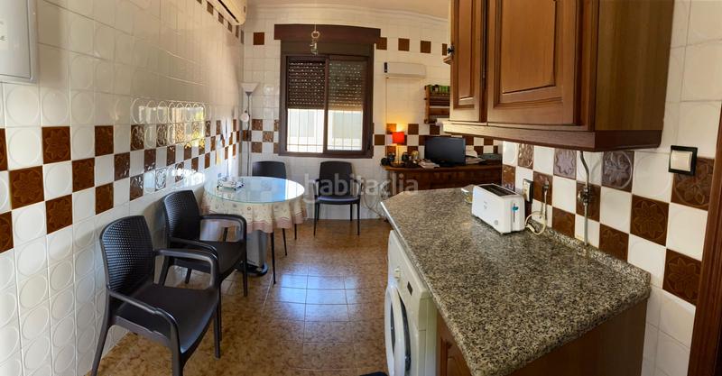 Foto 6a576a19-5e5b-49d3-8c11-a52080d2e174. Xalet amb xemeneia piscina a Oromana Alcalá de Guadaira