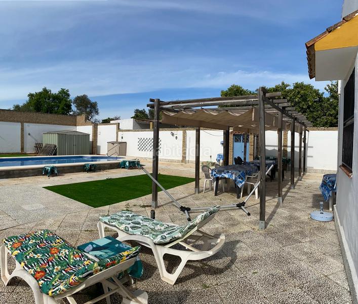 Foto e936cdd7-44b4-4d07-a5d0-02eaebe40b86. Xalet amb xemeneia piscina a Oromana Alcalá de Guadaira